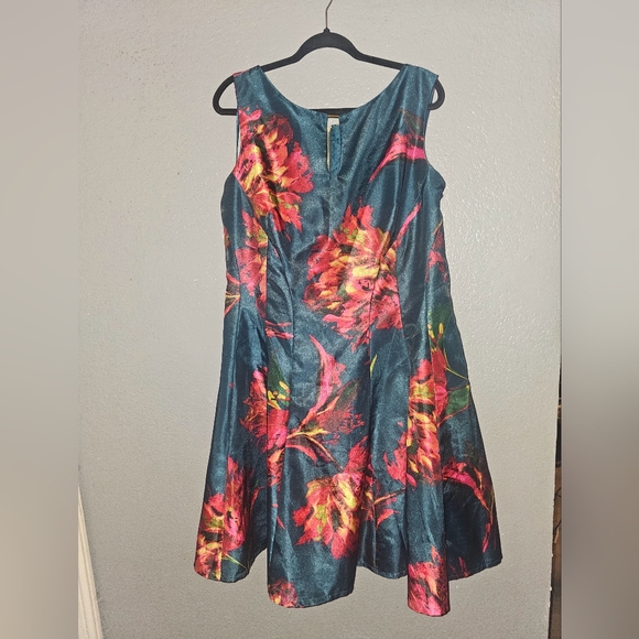 Gabby Skye - Picture 4 of 7